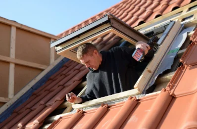Pose de fenêtres de toit Velux à Ballersdorf